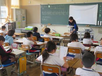 算数は少人数授業 4年生 三木市立広野小学校