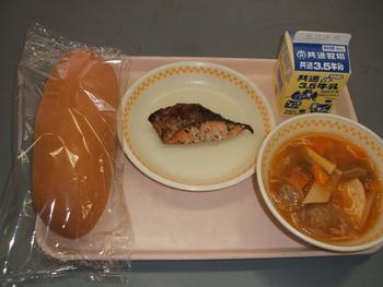 12月18日の給食 手洗いの話 グリルサーモンのレシピ 三木市立自由が丘東小学校