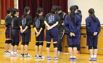 若人躍動 三木中 女子バレー部 練習試合 1 5 三木市立三木中学校