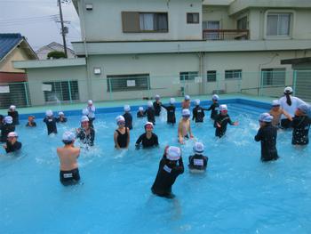 水泳