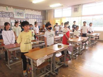 全校朝会