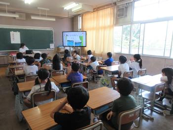 全校朝会