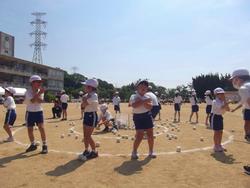 ダンスをする1年生