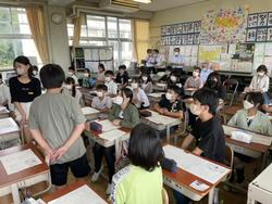 今6年生として頑張っていることを発表する
