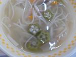 7月7日の給食（ばち汁の星の形のオクラ）