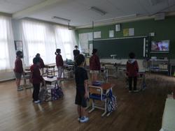 全校朝会