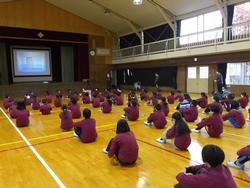 全校朝会