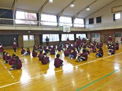 全校朝会