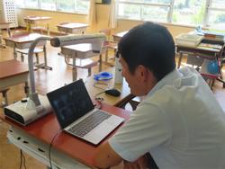 オンライン4