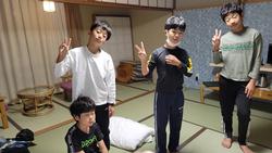 部屋にて