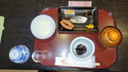 朝食