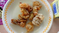 アカエイの唐揚げ