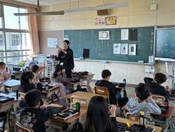 書写の授業の様子