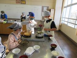 調理実習