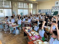 給食