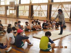 6年体育マット運動
