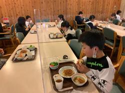 夕食