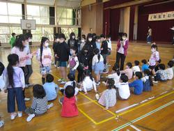 6年生からの名札のプレゼント