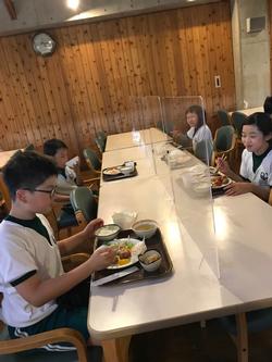 夕食