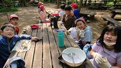 食べている様子1