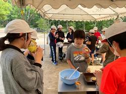 食べている様子4