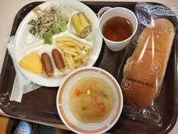 朝食