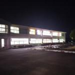 学校到着