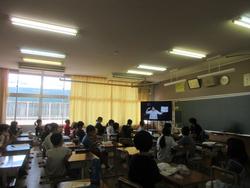 動画をみて