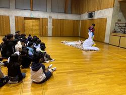 寝具の片付け