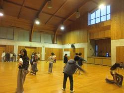 朝の集いのダンス