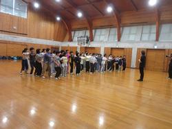みんなでまえ