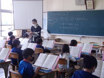 音楽担当