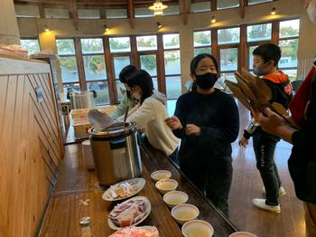 朝食