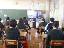 全校朝会