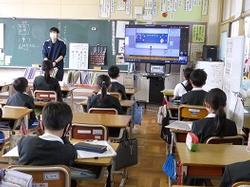 全校朝会