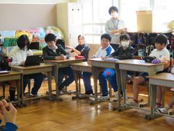 代表委員会の様子