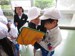 校長室たんけんの様子
