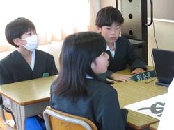 児童会の話し合い