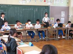 代表委員会の様子