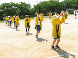 3・4年生表現演技の練習