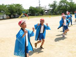 3・4年生表現演技の練習