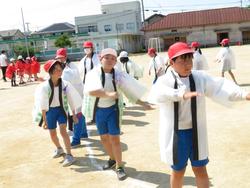 3・4年生表現演技の練習
