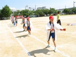 3・4年生表現演技の練習