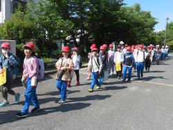 環境体験学習に出発