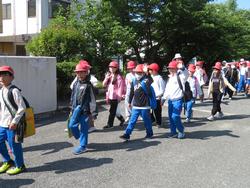 環境体験学習に出発