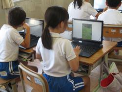 3年生環境体験学習新聞づくり