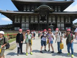 東大寺で班別行動