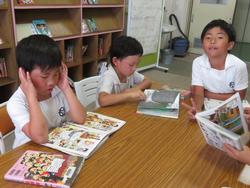 2年生 図書の時間