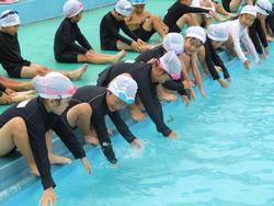 1年生水泳学習