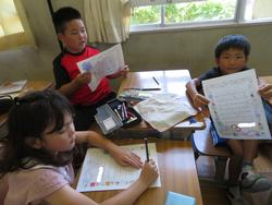 2年生 老人クラブの皆様にお礼の手紙